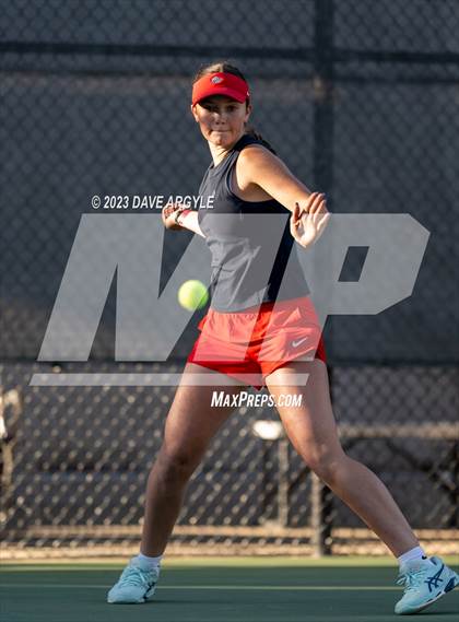 Thumbnail 1 in UHSAA 5A Semifinals photogallery.