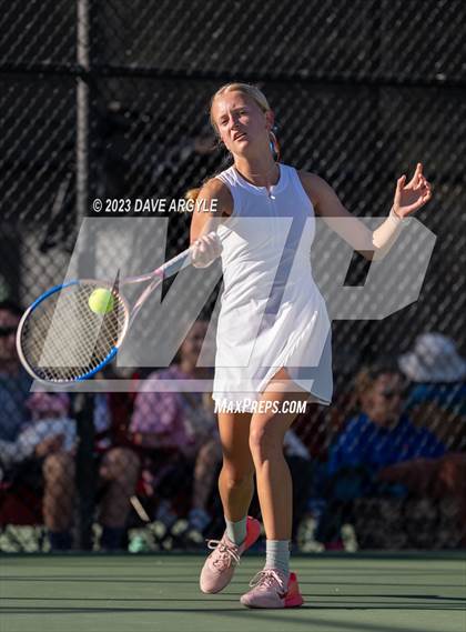 Thumbnail 2 in UHSAA 5A Semifinals photogallery.
