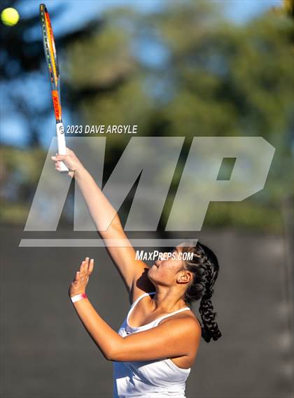 Thumbnail 1 in UHSAA 5A Semifinals photogallery.