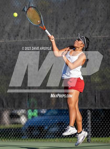 Thumbnail 2 in UHSAA 5A Semifinals photogallery.