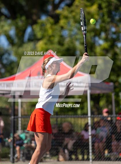 Thumbnail 3 in UHSAA 5A Semifinals photogallery.