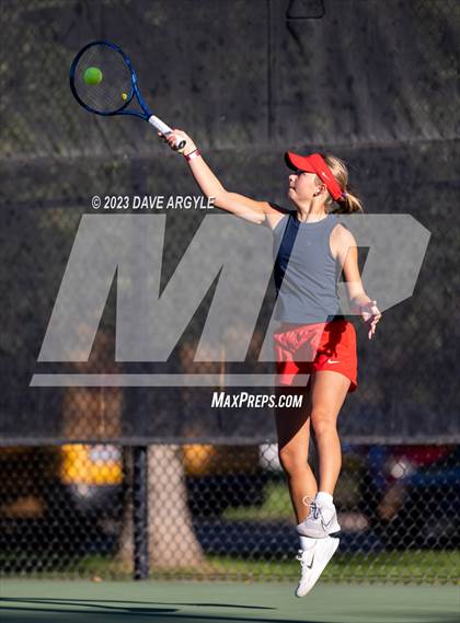 Thumbnail 2 in UHSAA 5A Semifinals photogallery.