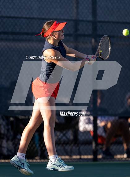 Thumbnail 2 in UHSAA 5A Semifinals photogallery.