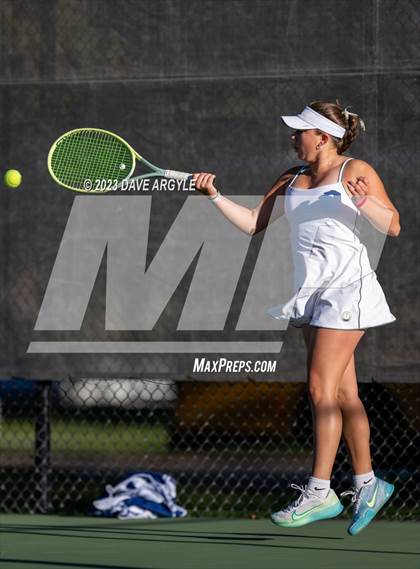 Thumbnail 3 in UHSAA 5A Semifinals photogallery.