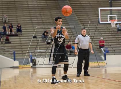 Thumbnail 2 in East Central vs. Clark (SAISD Tournament) photogallery.