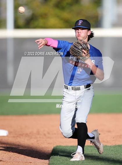 Thumbnail 1 in Folsom @ Vista del Lago photogallery.