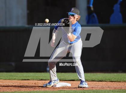 Thumbnail 3 in Folsom @ Vista del Lago photogallery.