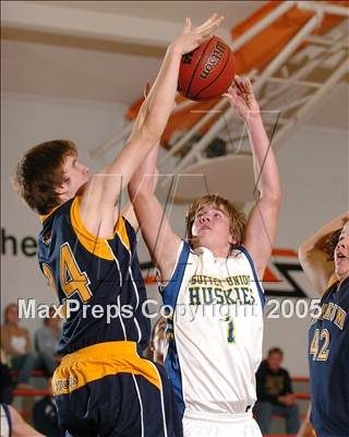 Thumbnail 2 in Inderkum vs. Sutter (Roseville Tiger Challenge) photogallery.