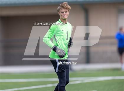Thumbnail 1 in Gretna vs. Millard North photogallery.