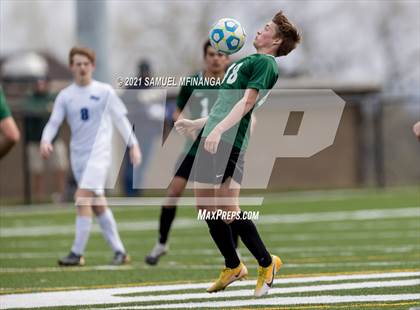 Thumbnail 2 in Gretna vs. Millard North photogallery.