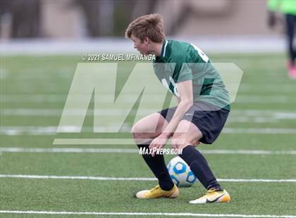 Thumbnail 2 in Gretna vs. Millard North photogallery.