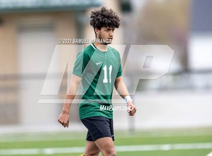 Thumbnail 2 in Gretna vs. Millard North photogallery.