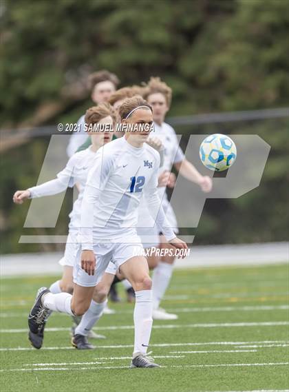 Thumbnail 1 in Gretna vs. Millard North photogallery.