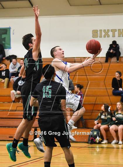 Thumbnail 2 in Miramonte vs. Analy photogallery.