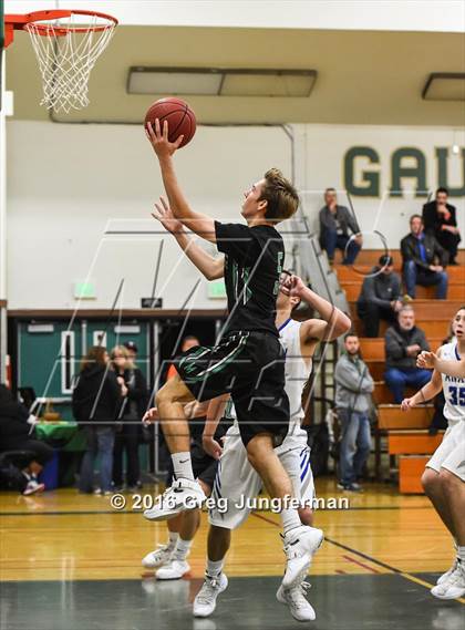 Thumbnail 3 in Miramonte vs. Analy photogallery.