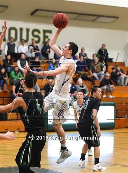 Thumbnail 3 in Miramonte vs. Analy photogallery.