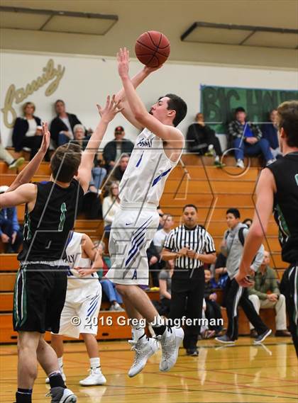 Thumbnail 2 in Miramonte vs. Analy photogallery.