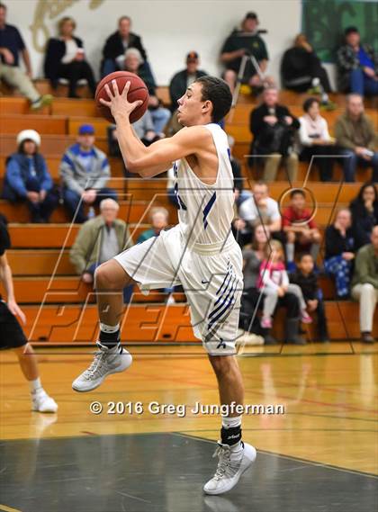 Thumbnail 3 in Miramonte vs. Analy photogallery.