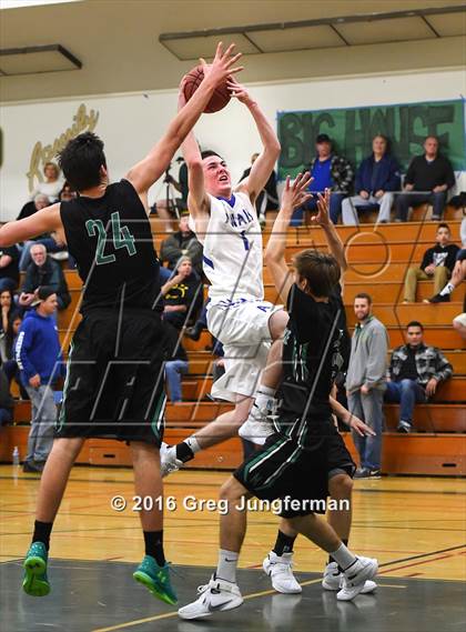 Thumbnail 2 in Miramonte vs. Analy photogallery.