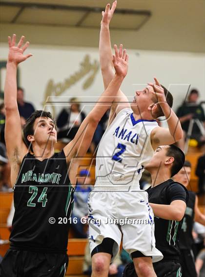 Thumbnail 2 in Miramonte vs. Analy photogallery.