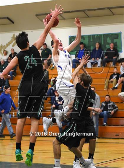 Thumbnail 3 in Miramonte vs. Analy photogallery.