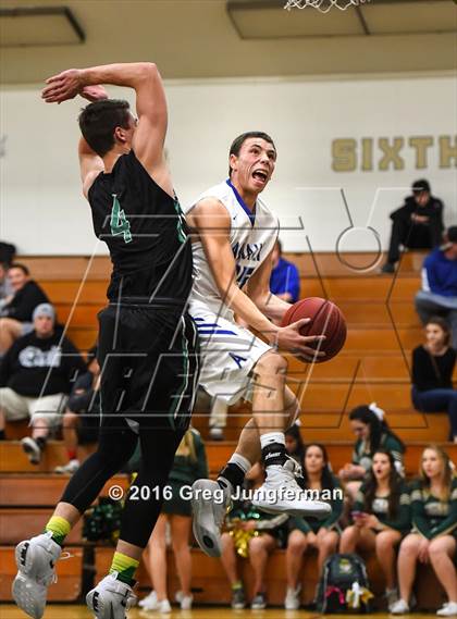 Thumbnail 2 in Miramonte vs. Analy photogallery.