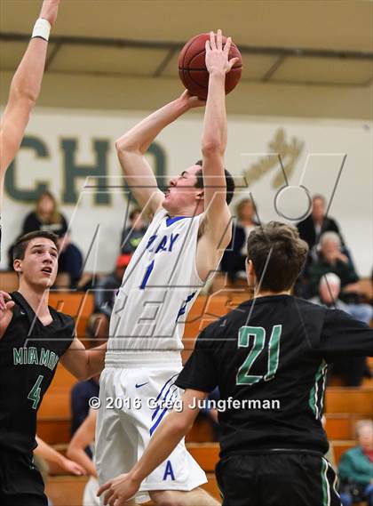 Thumbnail 3 in Miramonte vs. Analy photogallery.