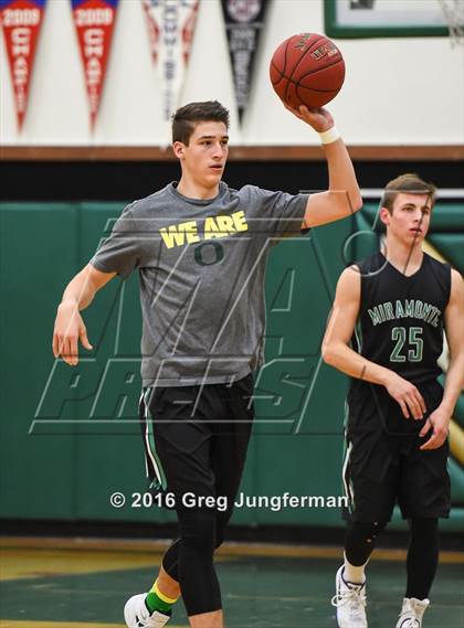 Thumbnail 1 in Miramonte vs. Analy photogallery.