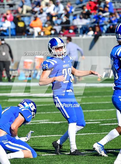 Thumbnail 1 in Bryant vs. North Little Rock (AAA 7A Final) photogallery.
