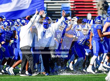 Thumbnail 1 in Bryant vs. North Little Rock (AAA 7A Final) photogallery.