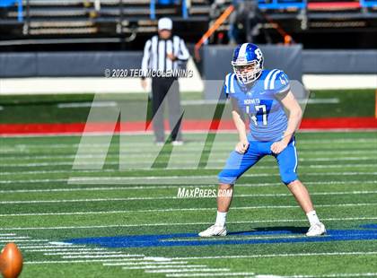 Thumbnail 3 in Bryant vs. North Little Rock (AAA 7A Final) photogallery.