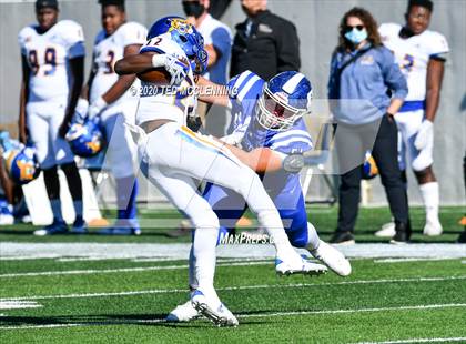 Thumbnail 2 in Bryant vs. North Little Rock (AAA 7A Final) photogallery.
