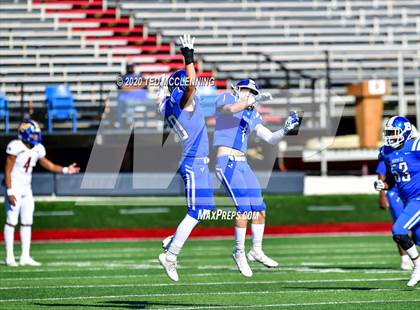 Thumbnail 3 in Bryant vs. North Little Rock (AAA 7A Final) photogallery.