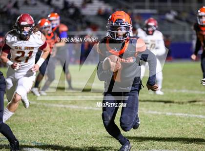 Thumbnail 2 in Lake Gibson vs. Southeast (FHSAA Class 6A Regional Playoff) photogallery.