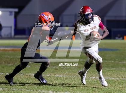 Thumbnail 3 in Lake Gibson vs. Southeast (FHSAA Class 6A Regional Playoff) photogallery.