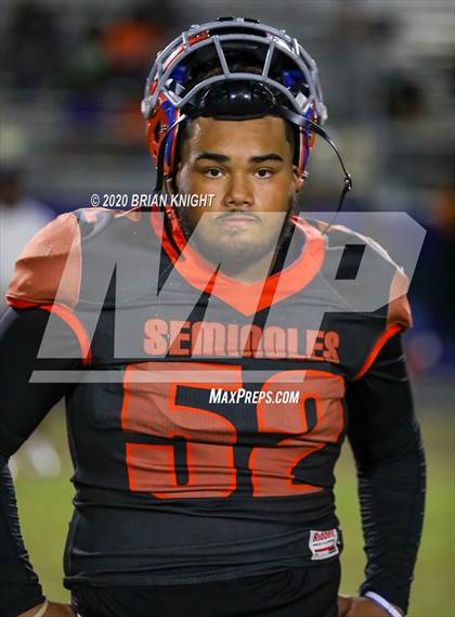 Thumbnail 2 in Lake Gibson vs. Southeast (FHSAA Class 6A Regional Playoff) photogallery.