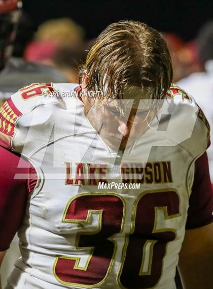 Thumbnail 3 in Lake Gibson vs. Southeast (FHSAA Class 6A Regional Playoff) photogallery.