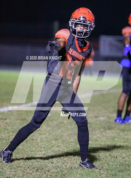 Thumbnail 1 in Lake Gibson vs. Southeast (FHSAA Class 6A Regional Playoff) photogallery.