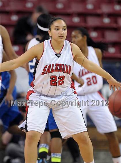 Thumbnail 2 in La Jolla Country Day vs. Salesian (CIF State D4 Final) photogallery.