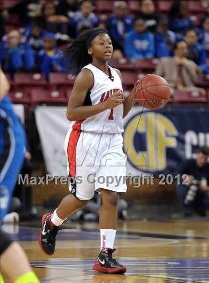 Thumbnail 1 in La Jolla Country Day vs. Salesian (CIF State D4 Final) photogallery.