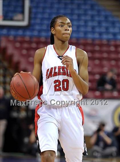 Thumbnail 3 in La Jolla Country Day vs. Salesian (CIF State D4 Final) photogallery.
