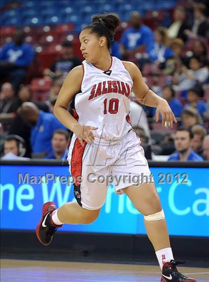 Thumbnail 3 in La Jolla Country Day vs. Salesian (CIF State D4 Final) photogallery.