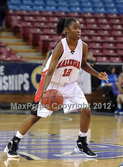 Thumbnail 2 in La Jolla Country Day vs. Salesian (CIF State D4 Final) photogallery.