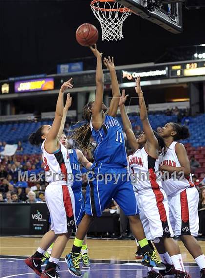 Thumbnail 1 in La Jolla Country Day vs. Salesian (CIF State D4 Final) photogallery.