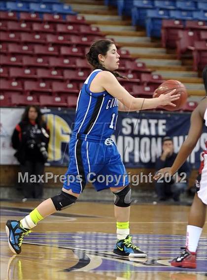 Thumbnail 2 in La Jolla Country Day vs. Salesian (CIF State D4 Final) photogallery.