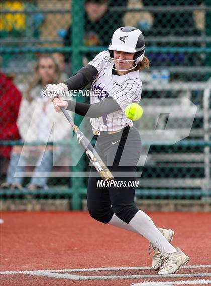 Thumbnail 2 in Stanwood @ Garfield (WIAA 3A State Championships Round 2) photogallery.