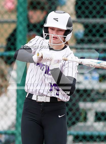 Thumbnail 2 in Stanwood @ Garfield (WIAA 3A State Championships Round 2) photogallery.