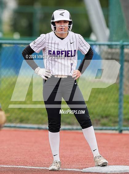 Thumbnail 3 in Stanwood @ Garfield (WIAA 3A State Championships Round 2) photogallery.