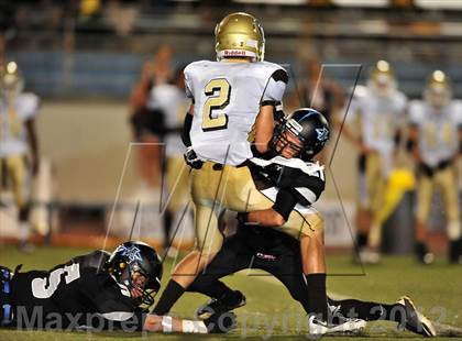 Thumbnail 2 in Azusa vs. Don Lugo photogallery.