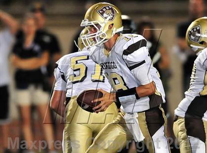 Thumbnail 3 in Azusa vs. Don Lugo photogallery.